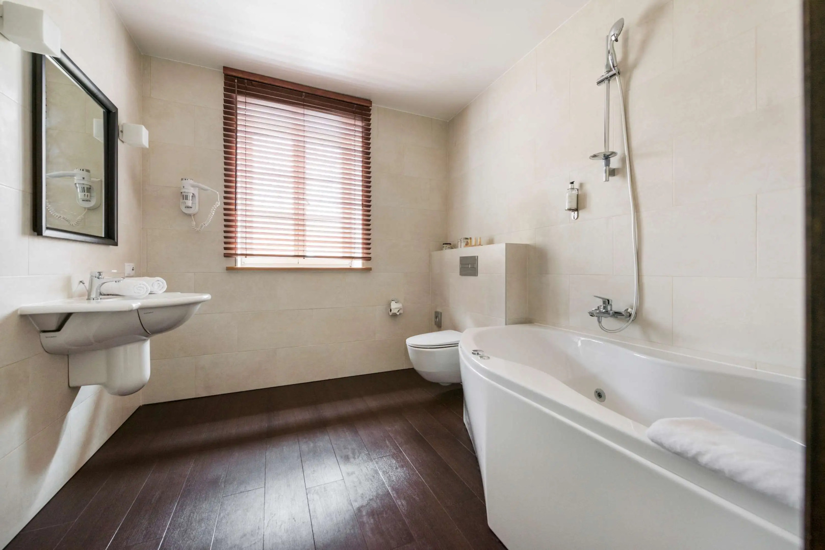 Отель Amberton Cozy Hotel Каунас