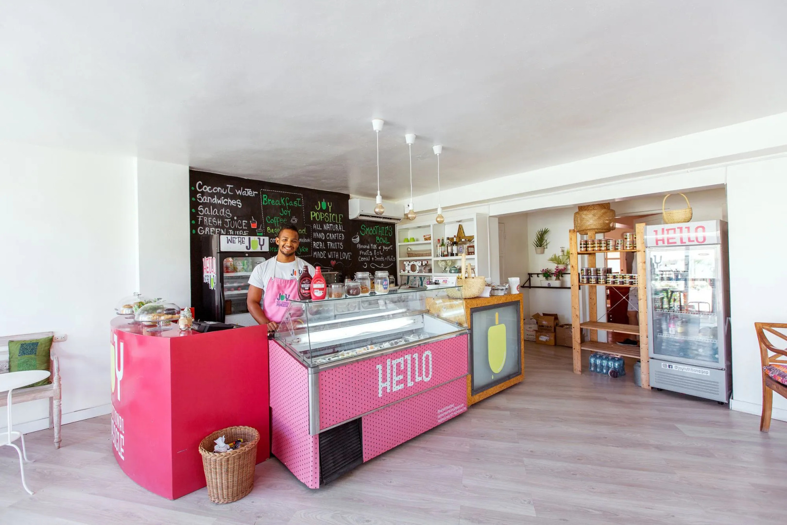 Tropicana Suites Deluxe Beach Club & Pool