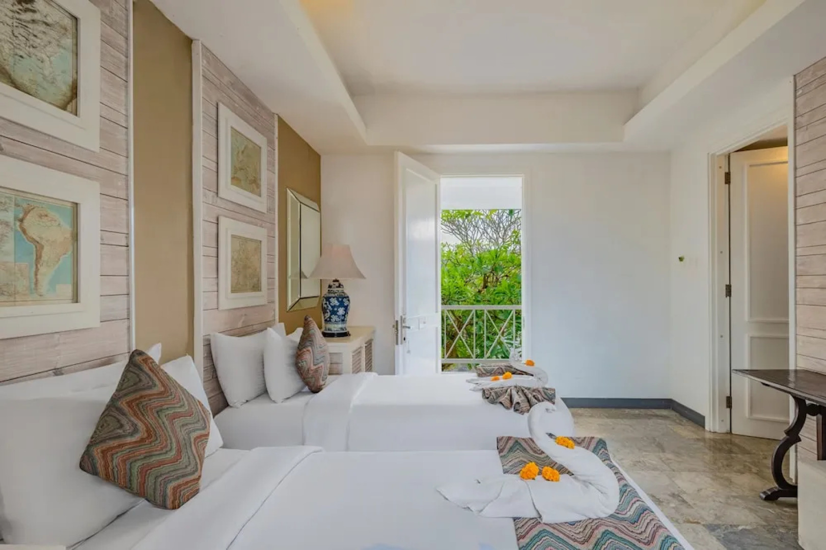 The Kanjeng Suite Petitenget