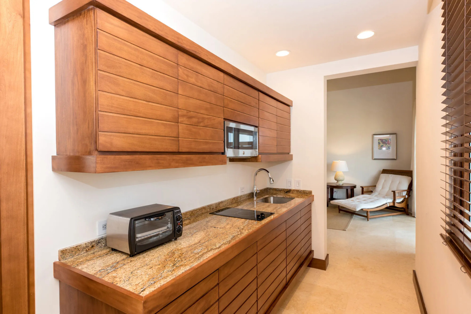 Las Verandas Hotel & Villas