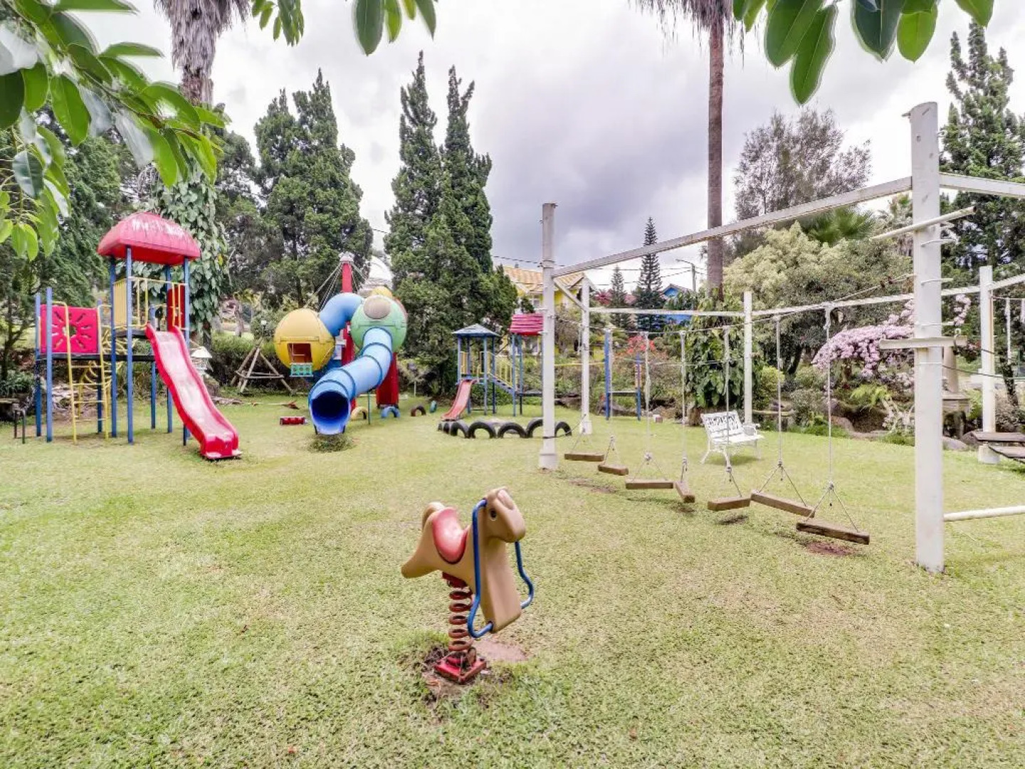 OYO 3925 Yasmin Rinai