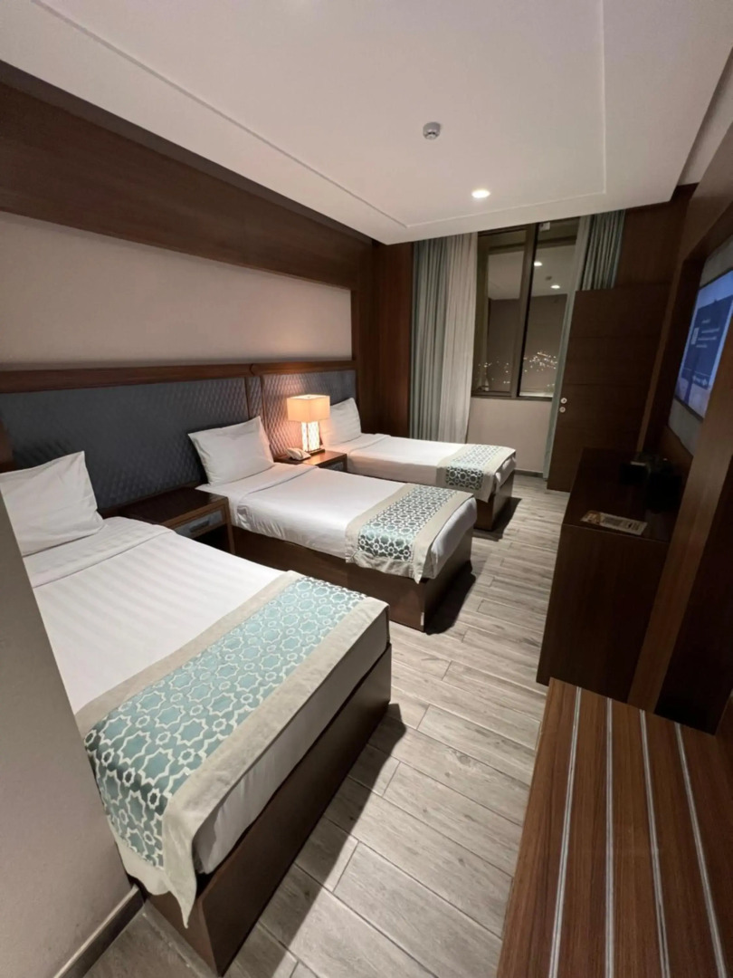 Violet Al Shisha Hotel