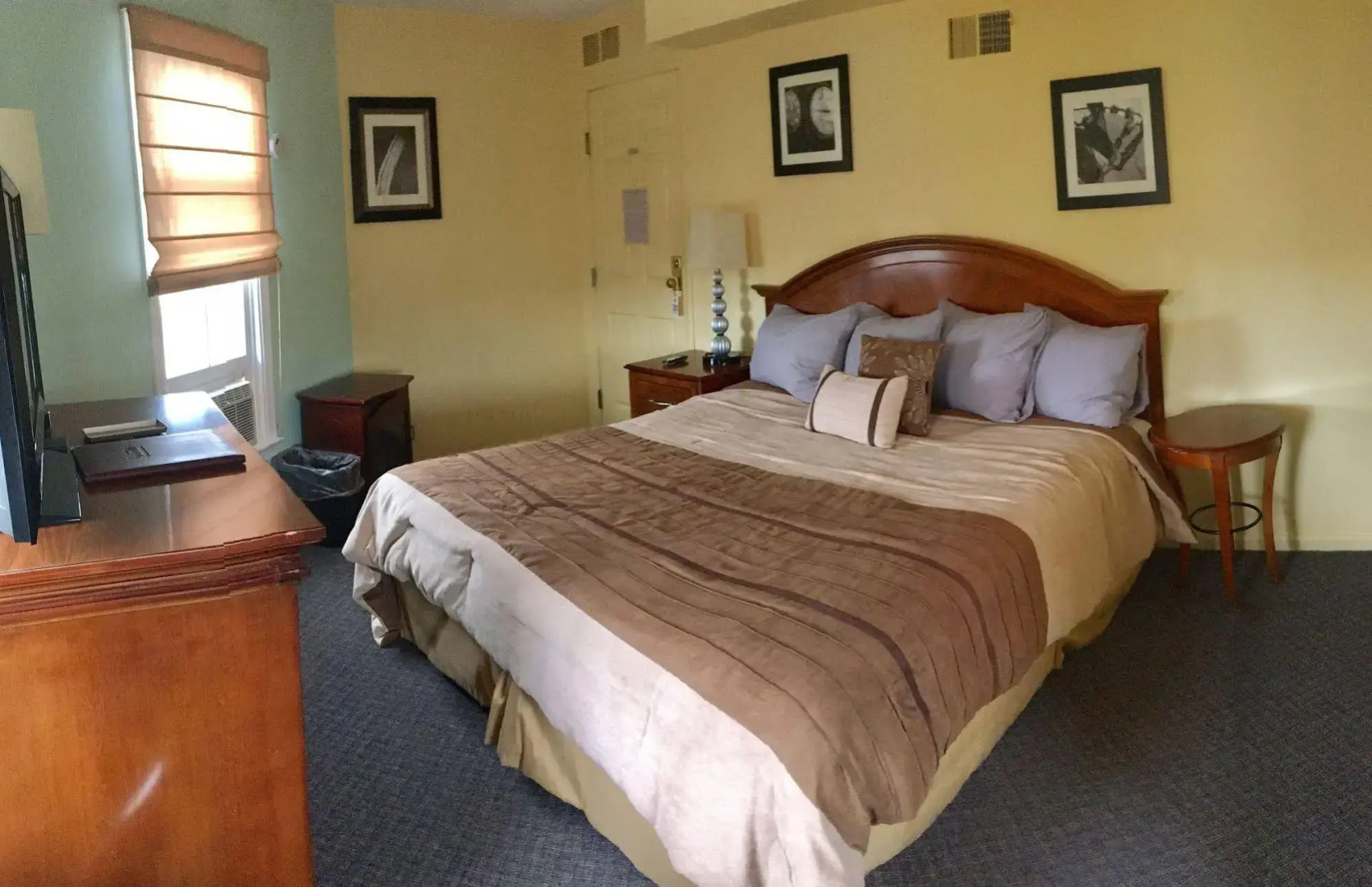 The Grenville Hotel and Restaurant