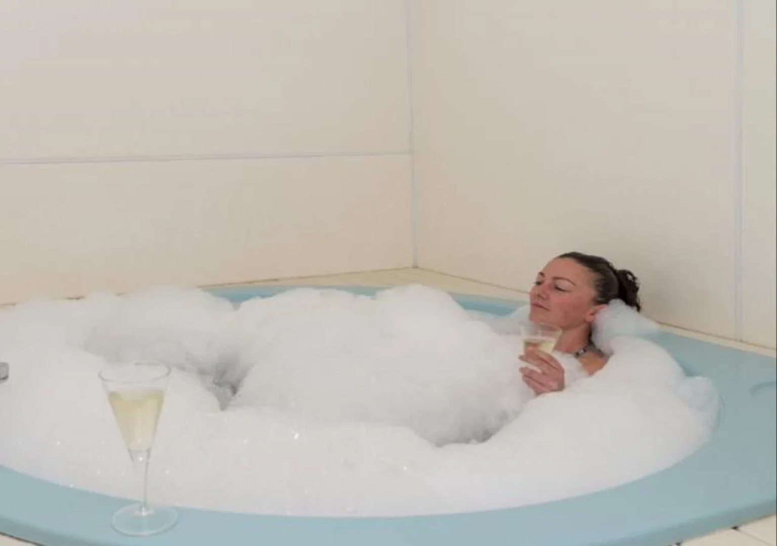 ASURE Palm Court Motor Inn