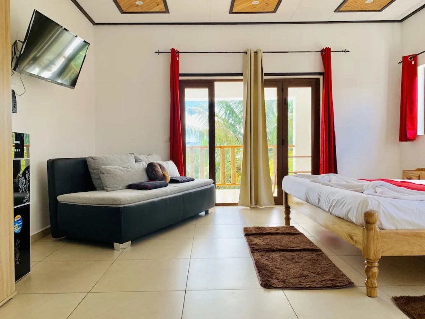 Hyde-Tide Apartments