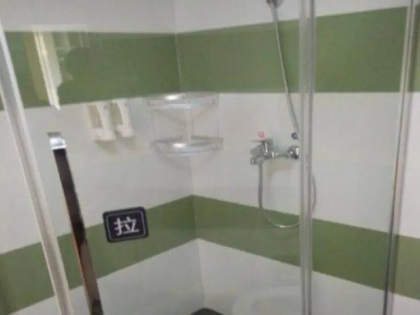 7 Days Inn Dehong Mangshi Tuanjie Street Branch