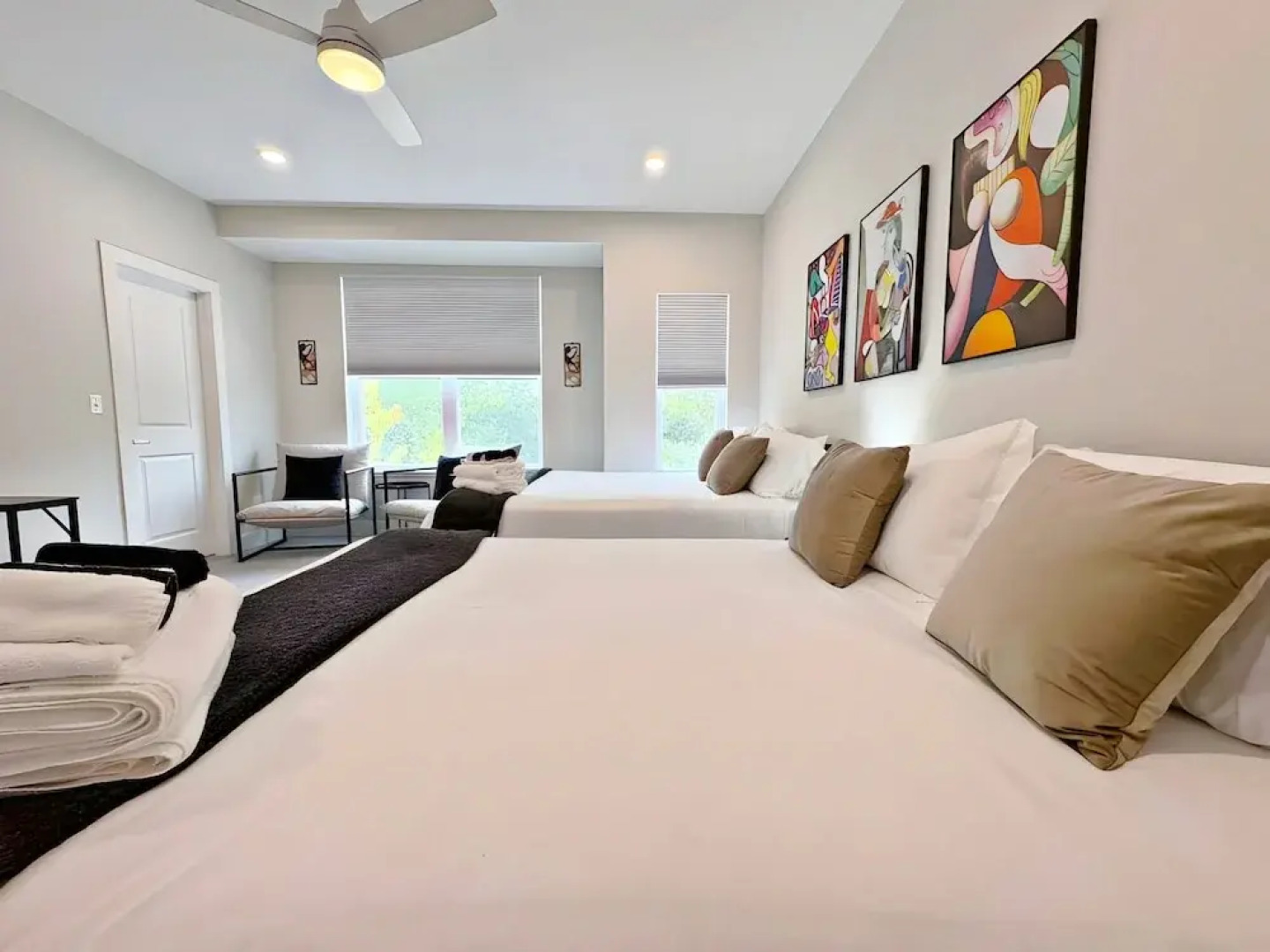 4BR Townhouse with Parking - WV rep 3