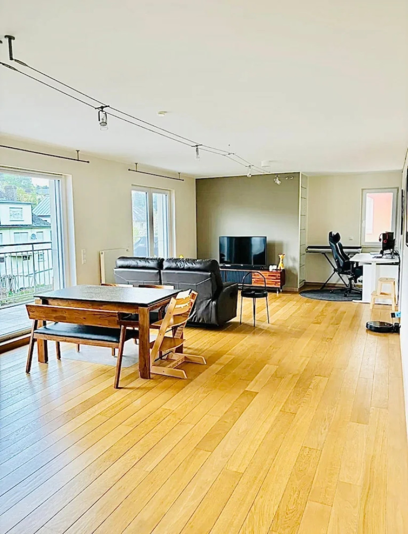 Two bedrooms with parking in Hesperange