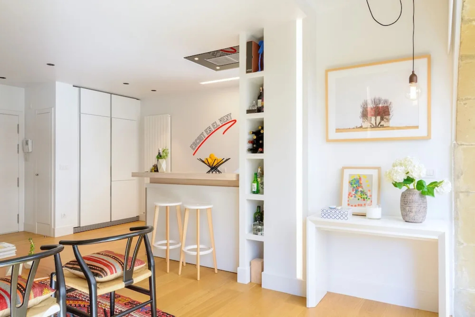 NEGURI I apartment with parking by Aston Rentals