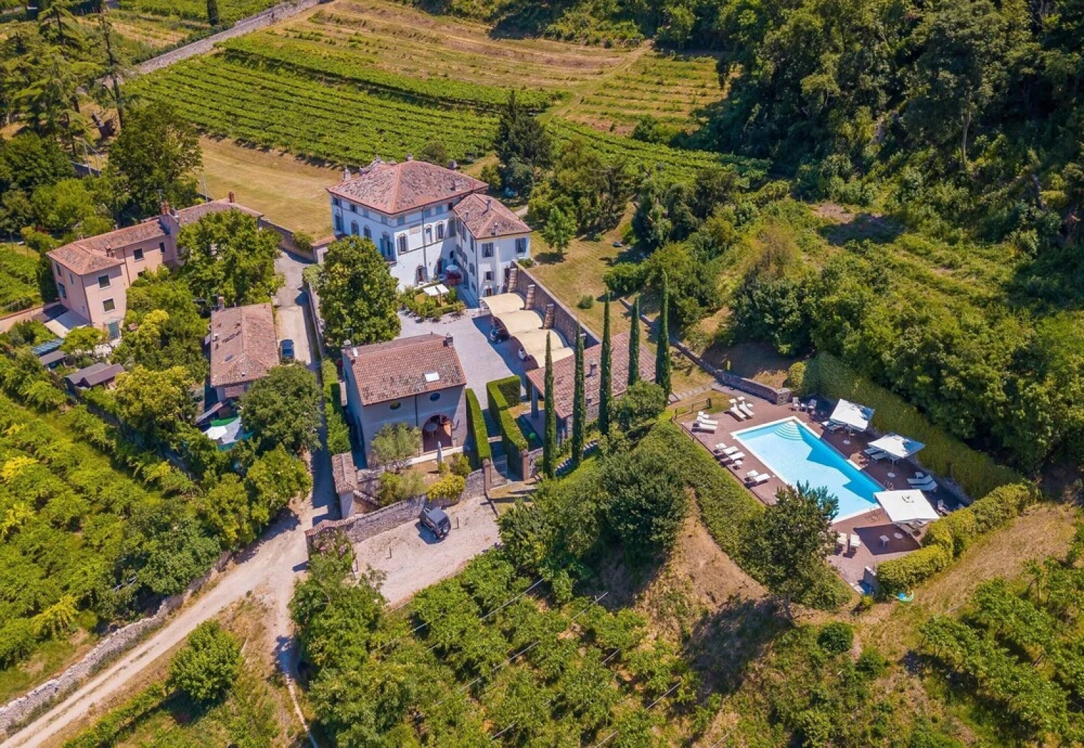 Villa Faccioli Oleandro With Shared Pool