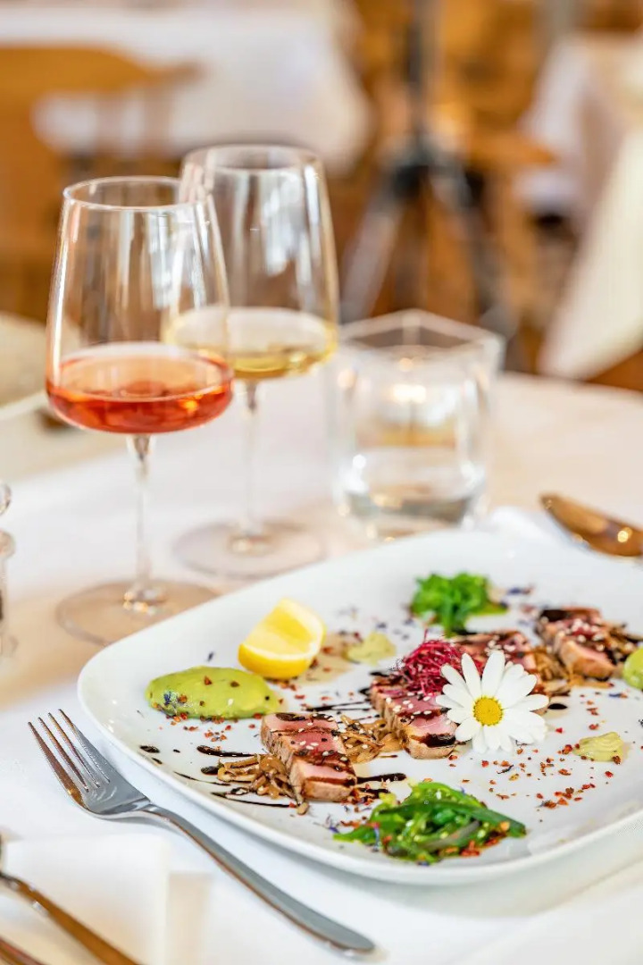 Grichting Hotel & Serviced Apartments