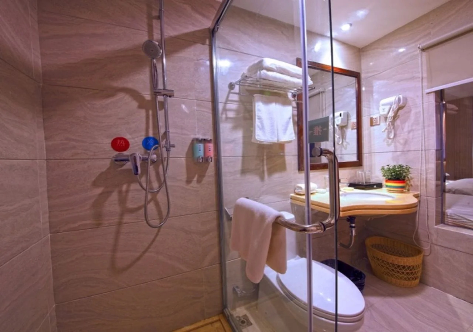 GreenTree Inn JieYang Bus Terminal Station RongHua Avenue Hotel