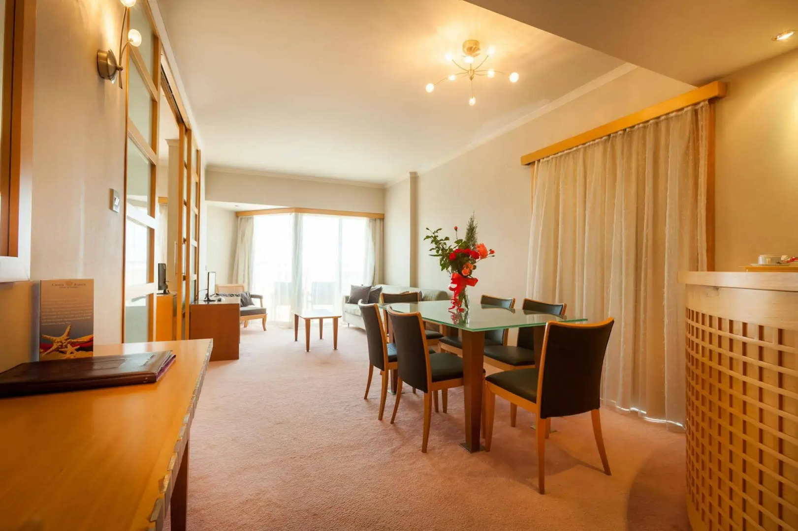 Crown Resorts Horizon