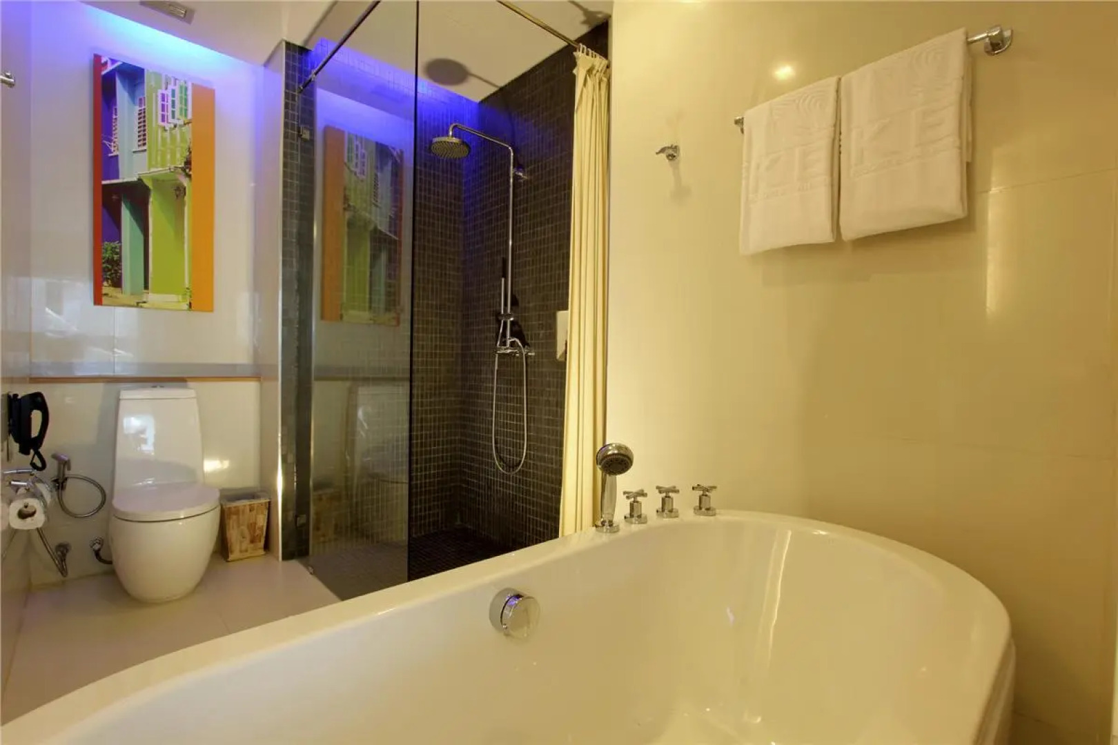 Курортный отель The Kee Resort & Spa