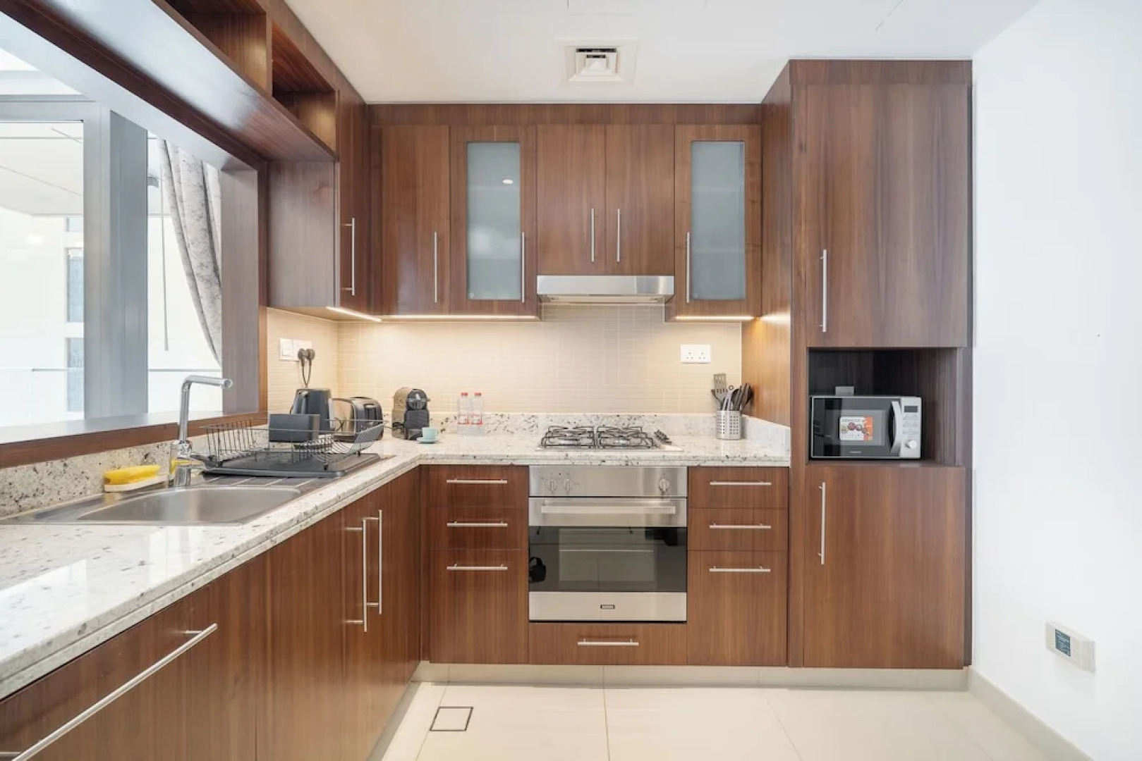 Direct Dubai Mall Access Downtown Boulev