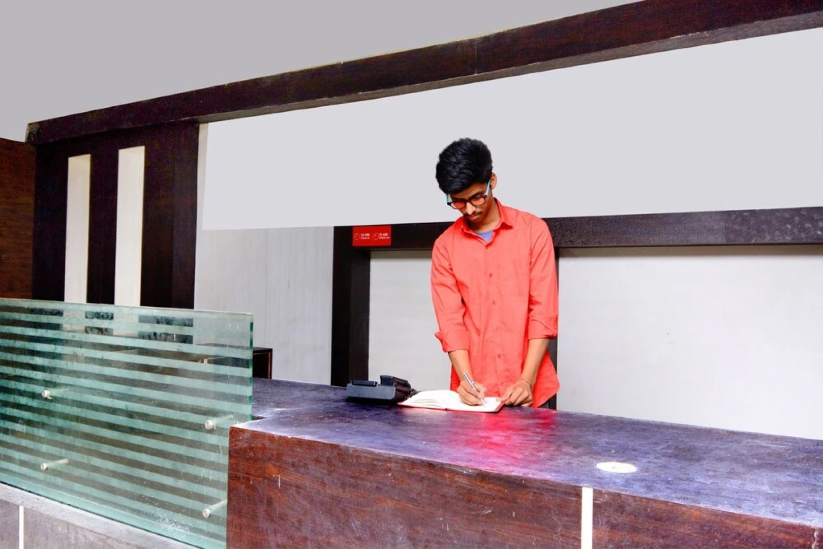 Hotel Piccadily by OYO Rooms