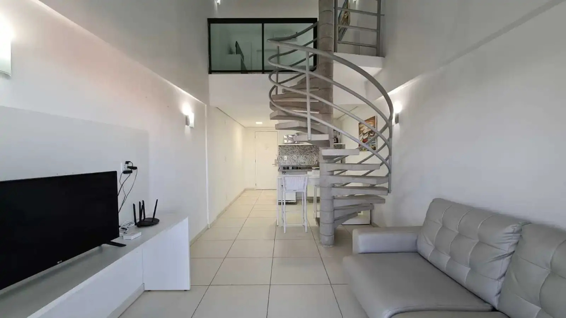 Laguna Beach Flat by AFT