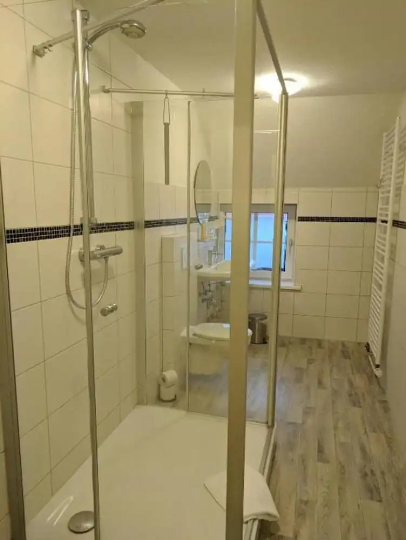 Apartment With Garden and City View