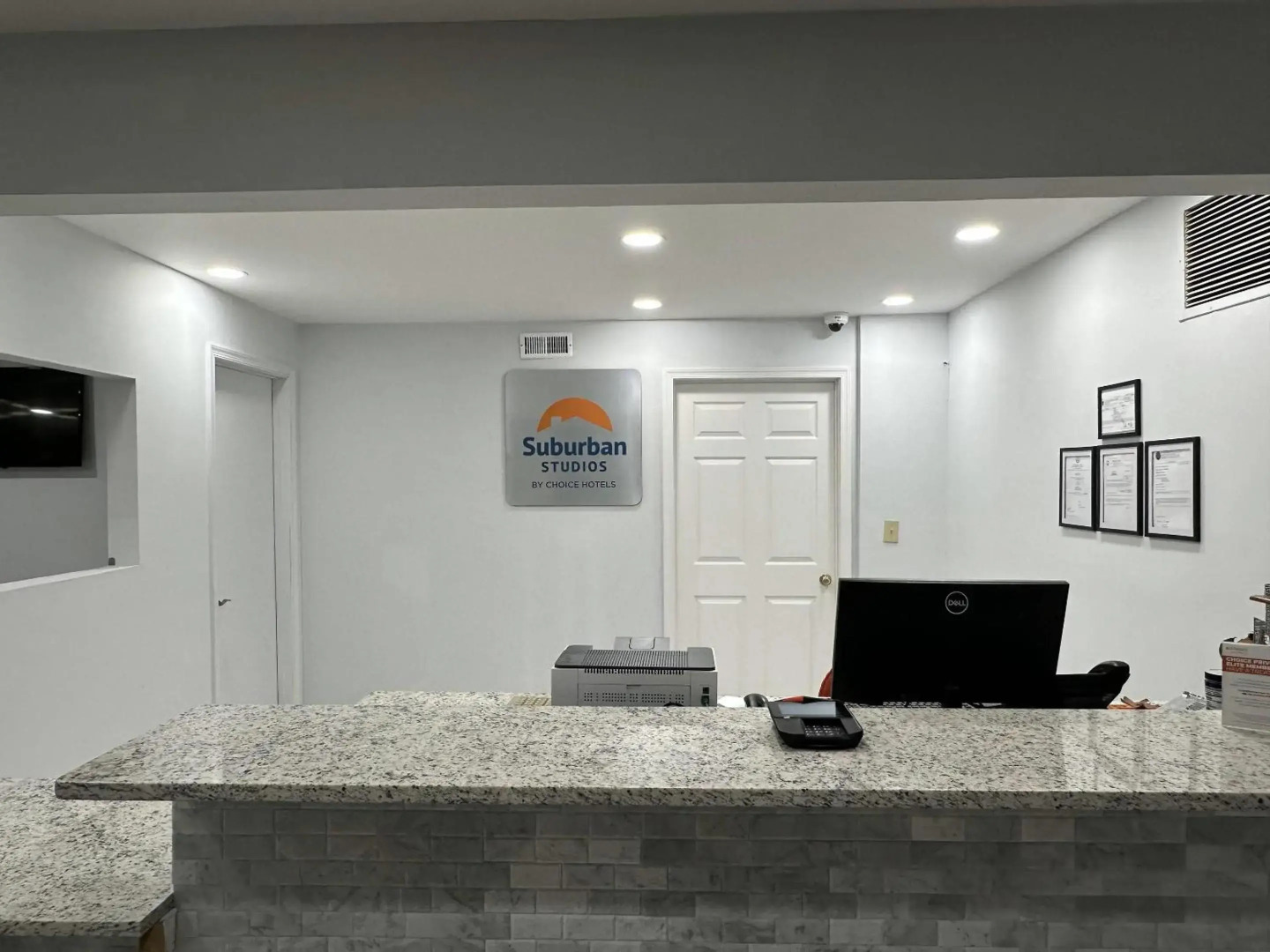 Suburban Studios Newport News – Hampton