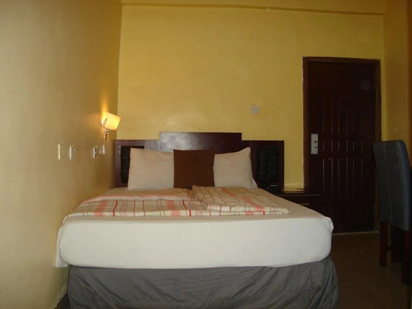 Nirvana Hotel and Suites