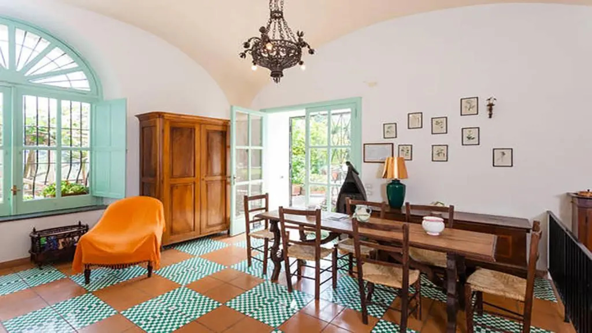 Appartamento in Villa con Giardino privato e piscina