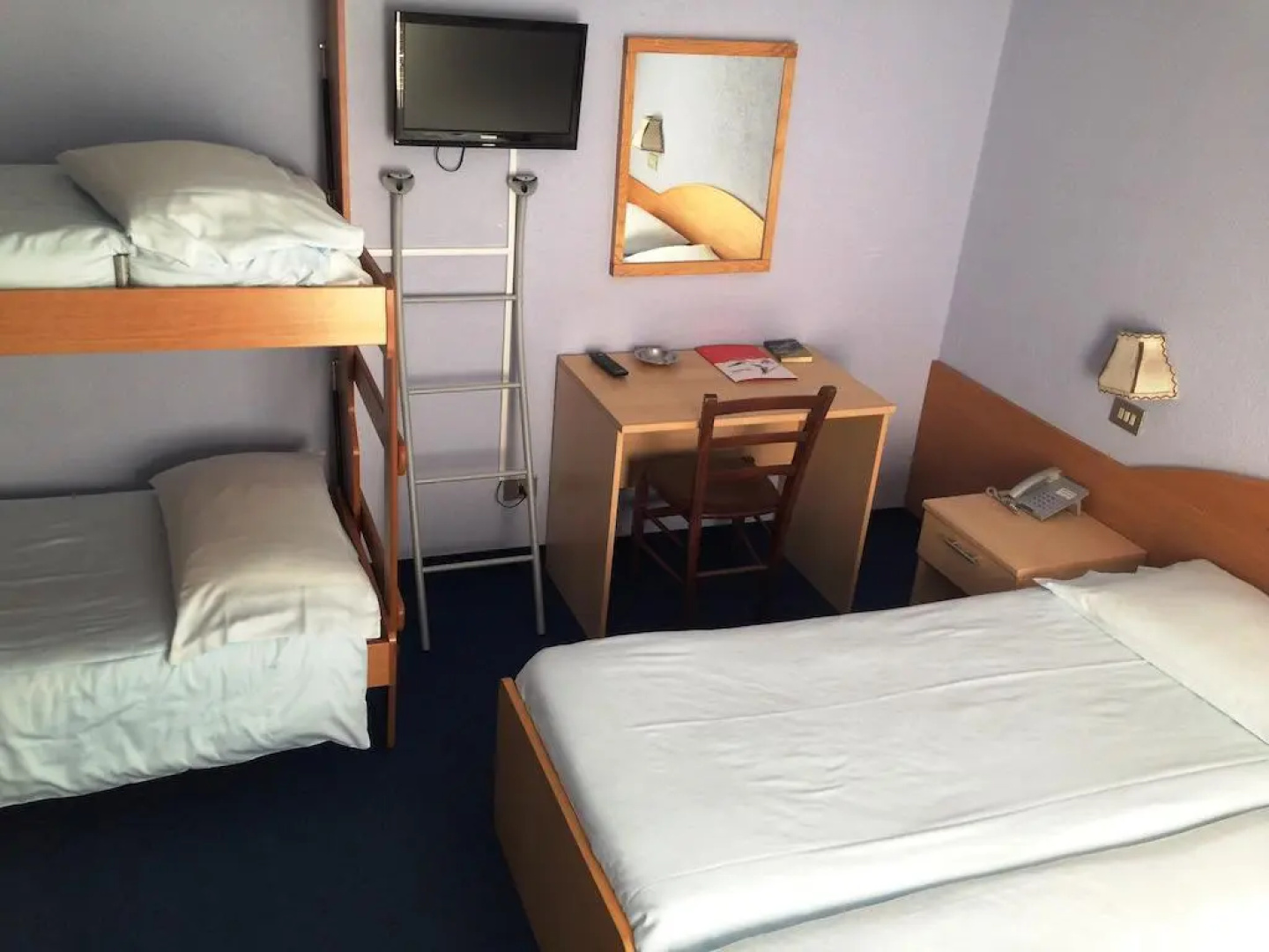 Hotel Alaska