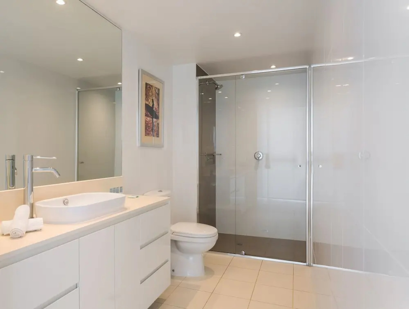 H Residences by Holiday Holiday