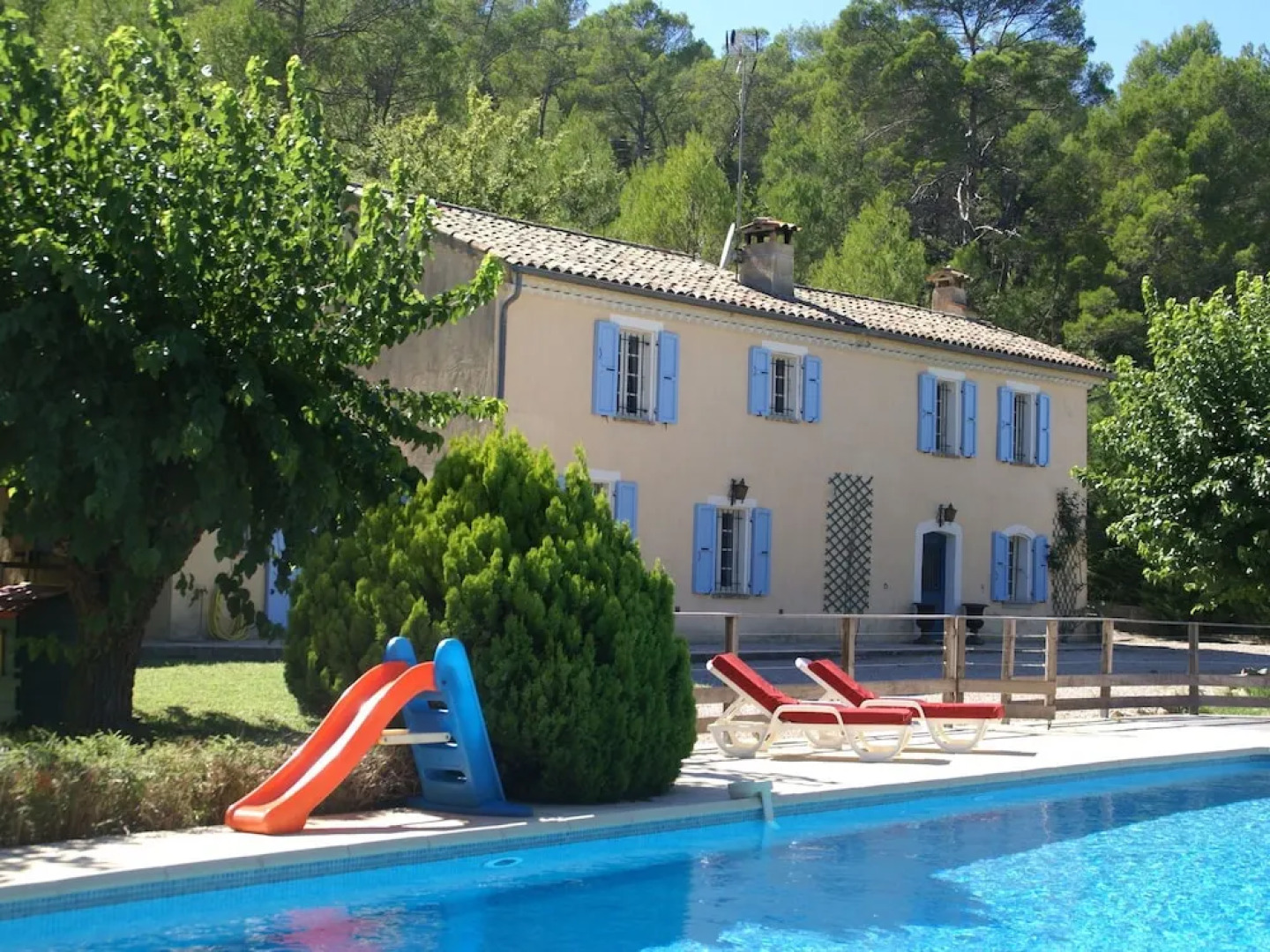 Modern Villa in Lorgues with Private Pool