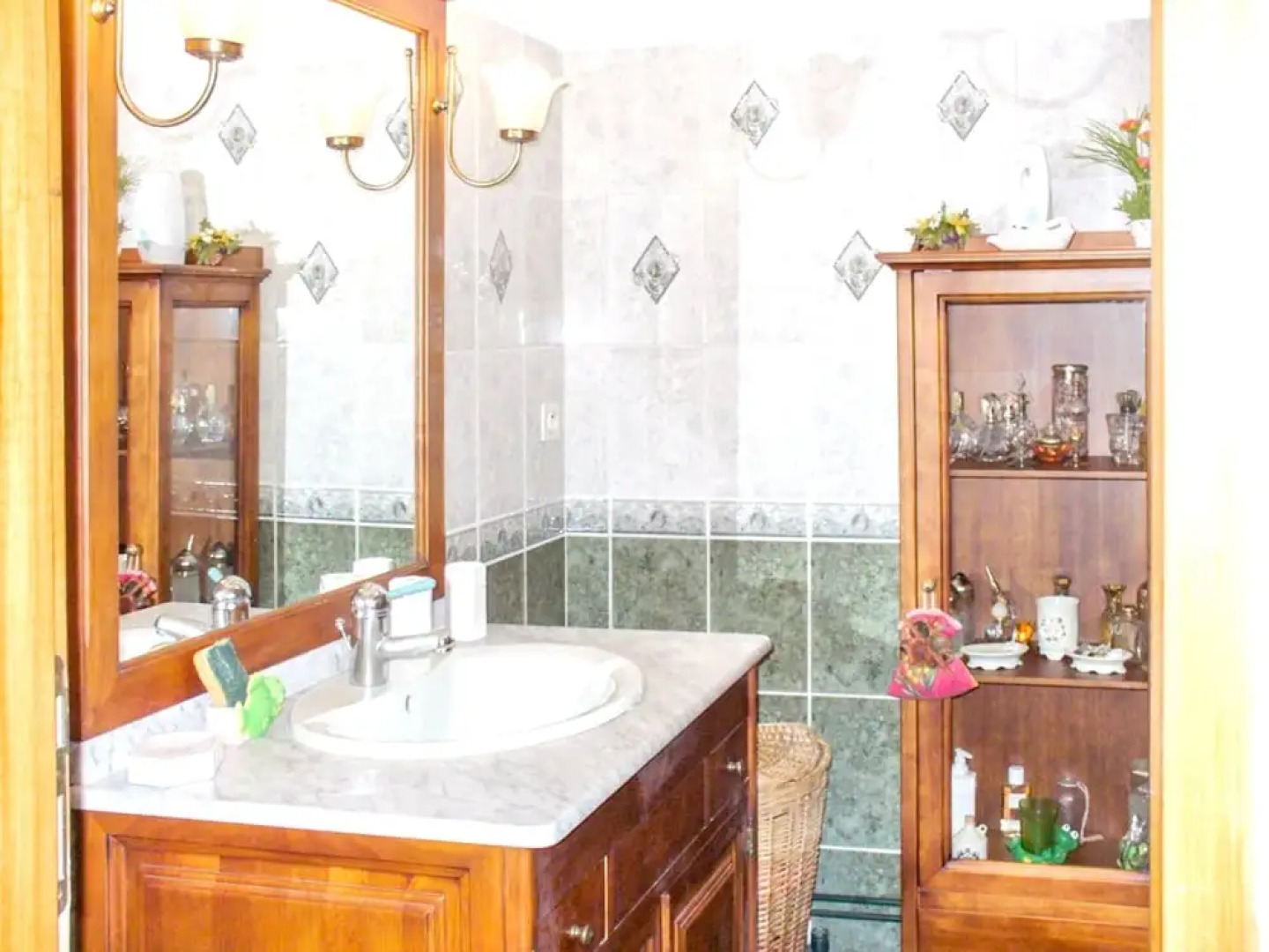 House With 2 Bedrooms in Villeuneuve sur Yonne, With Wonderful Mountai