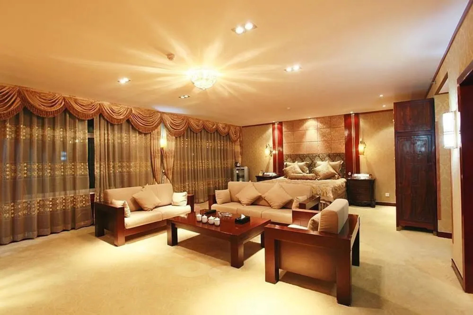 Wutaishan Wufeng Hotel