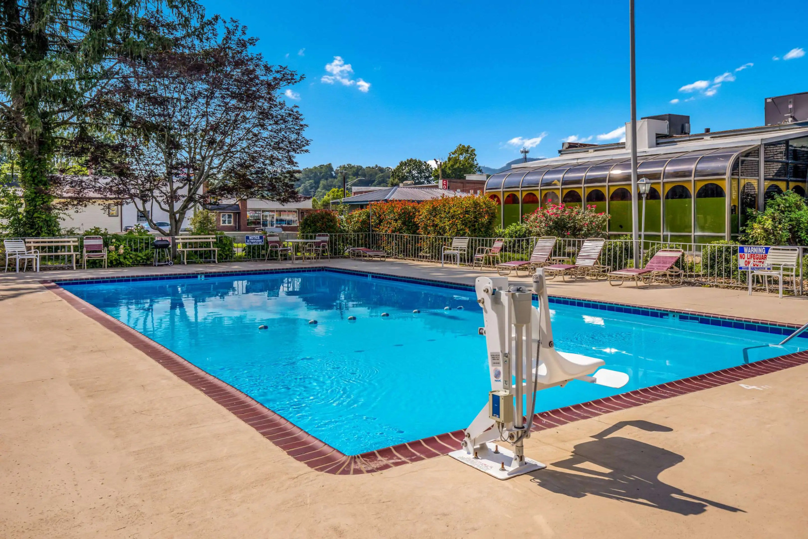 Suburban Studios Middlesboro