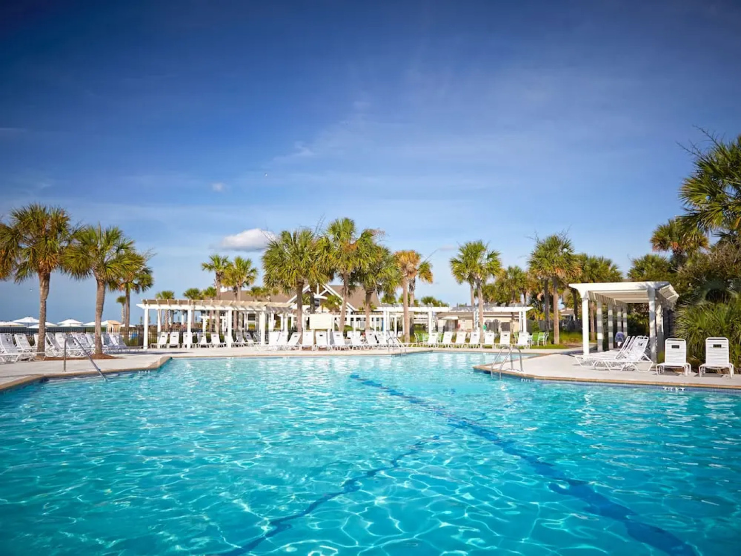 Coastal Chic Villa 2 Bedrooms 2 Bathrooms Villa