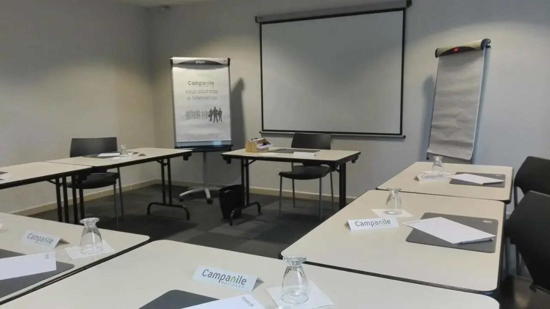 Pink Rainbow Hotel (TEST HOTEL)