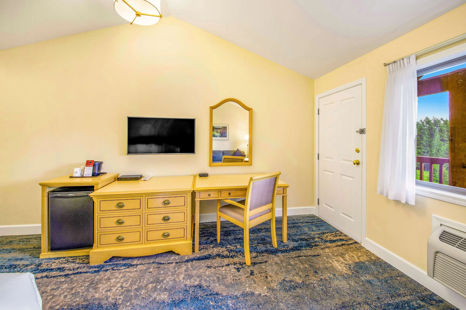 Kootenay Lakeview Resort, BW Signature Collection