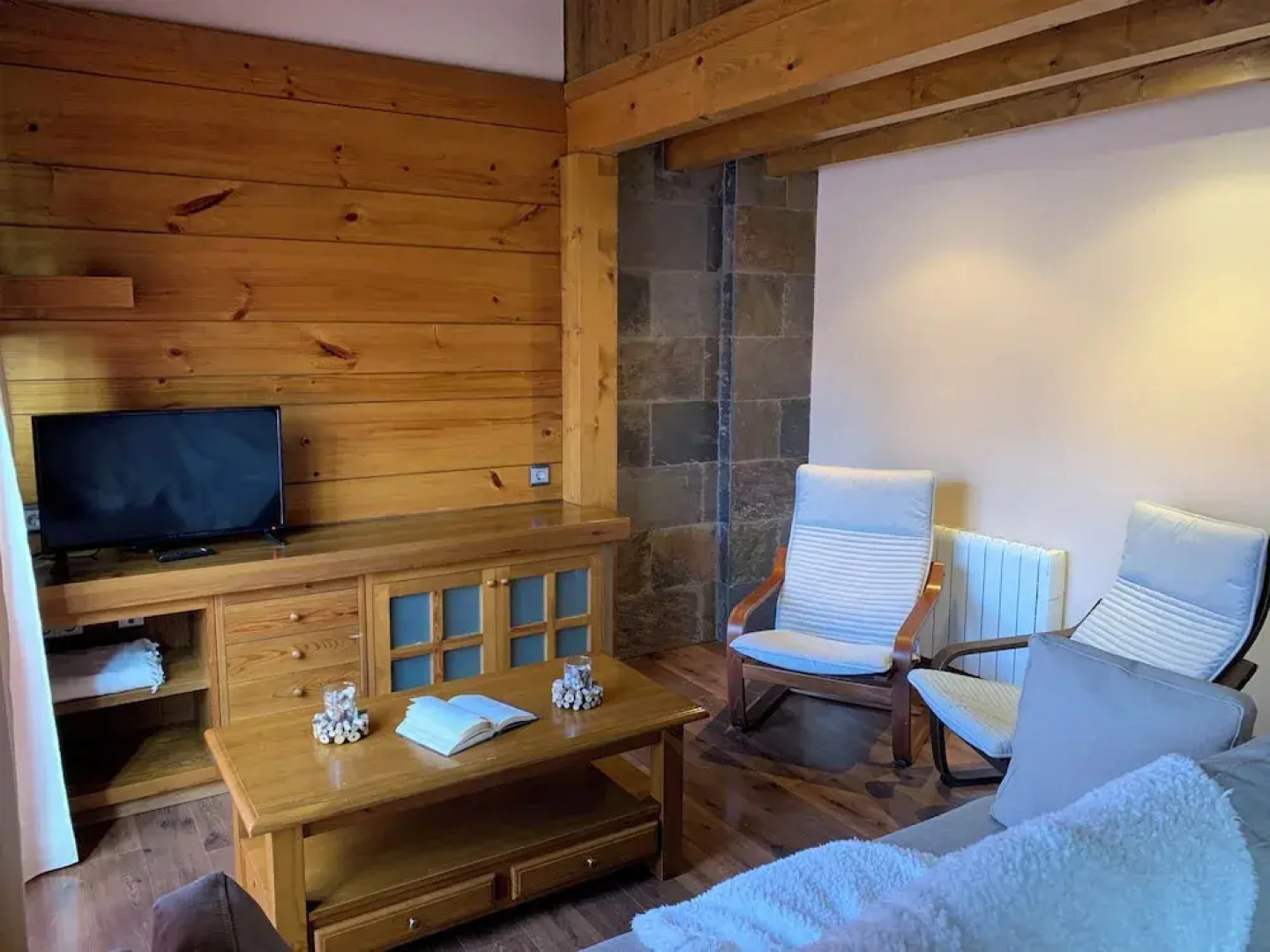 2 Bedroom Duplex Apartment in La Molina