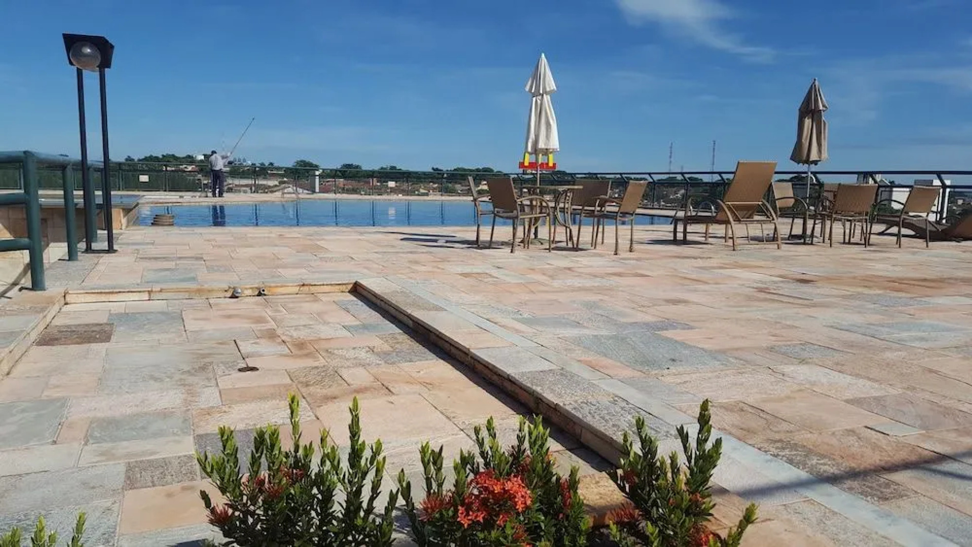 Hotel Plaza Shopping