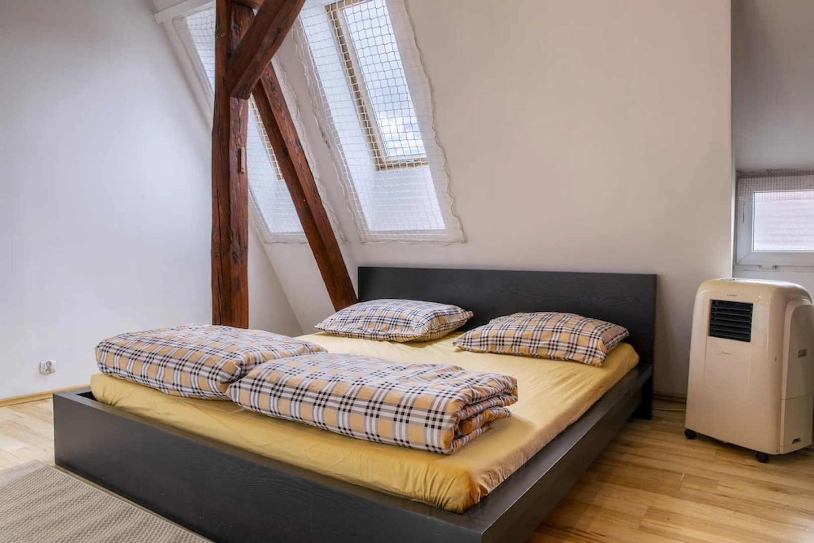 Boogie Woogie Apartment