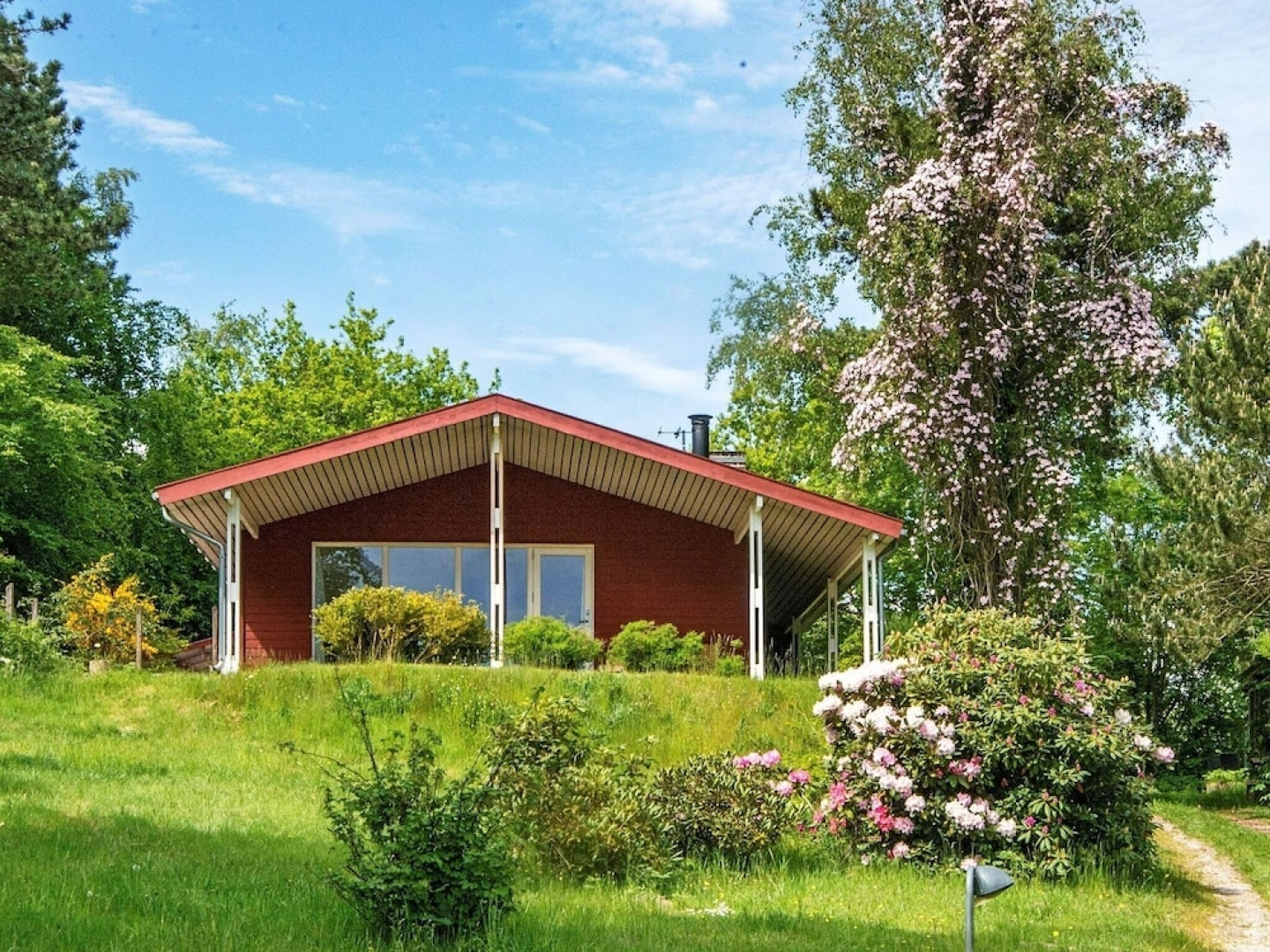 5 person holiday home on a holiday park in Ebeltoft