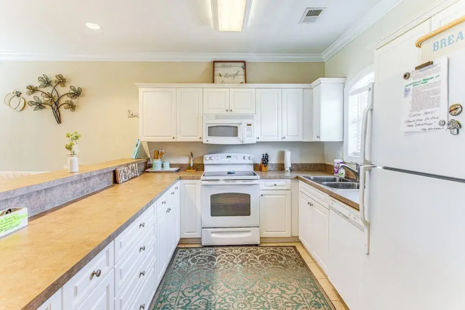 Golf Getaway by Casino, Dolphin Cruises + Beach!