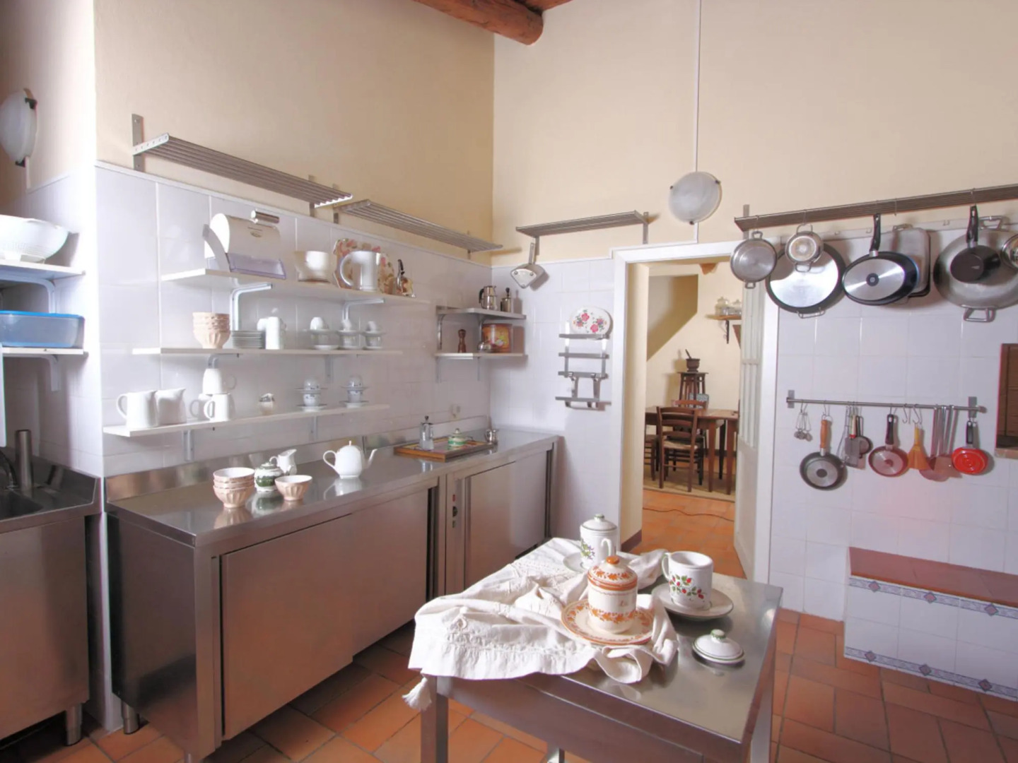 Eco-retreat With Pool