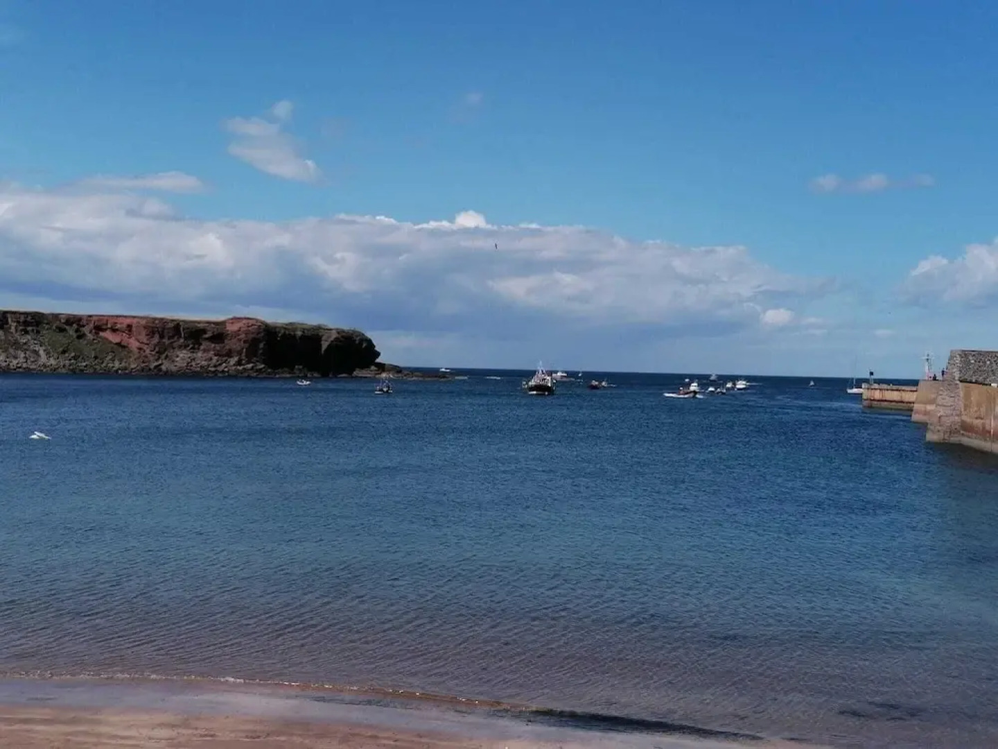 Lovely 3-bed Lodge in Eyemouth With Stunning Views