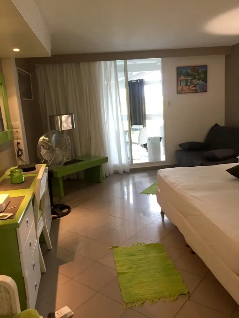 Studio in Le Gosier, With Wonderful sea View and Wifi