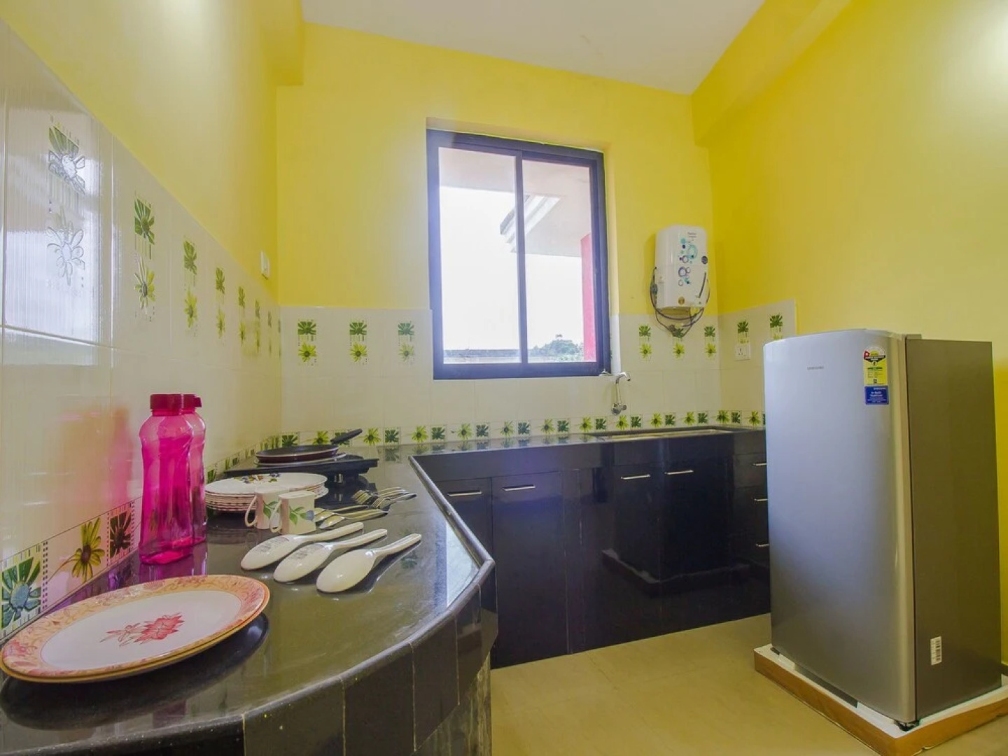 OYO 18352 Home Elegant 2BHK Mall De Goa