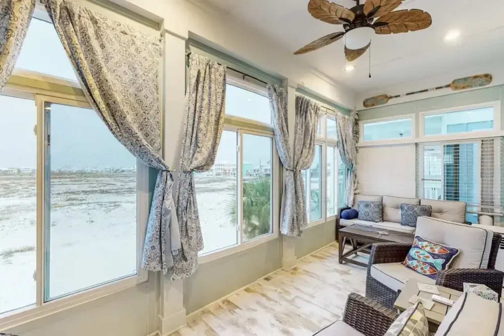 Casa Bella 5 Bedroom Home by RedAwning