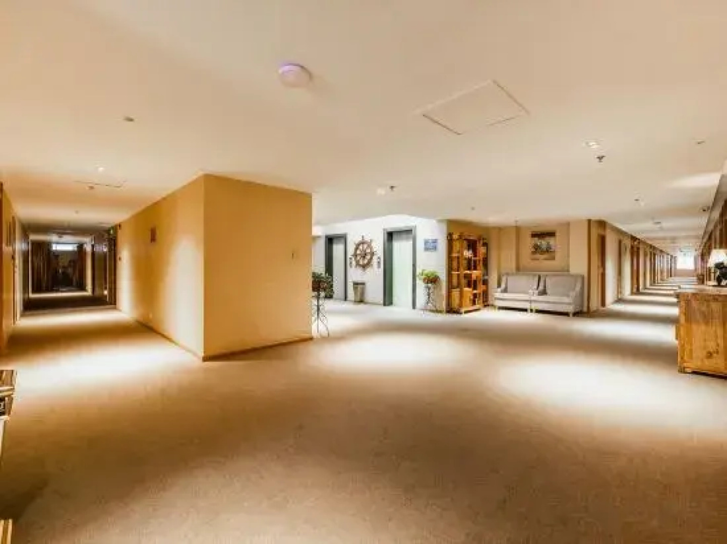 Phoenix Hot Spring Taibai Impression Resort