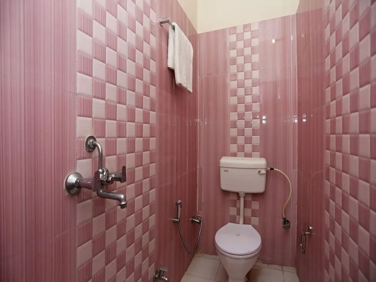 OYO 13095 Ganesh Mangal Guest House