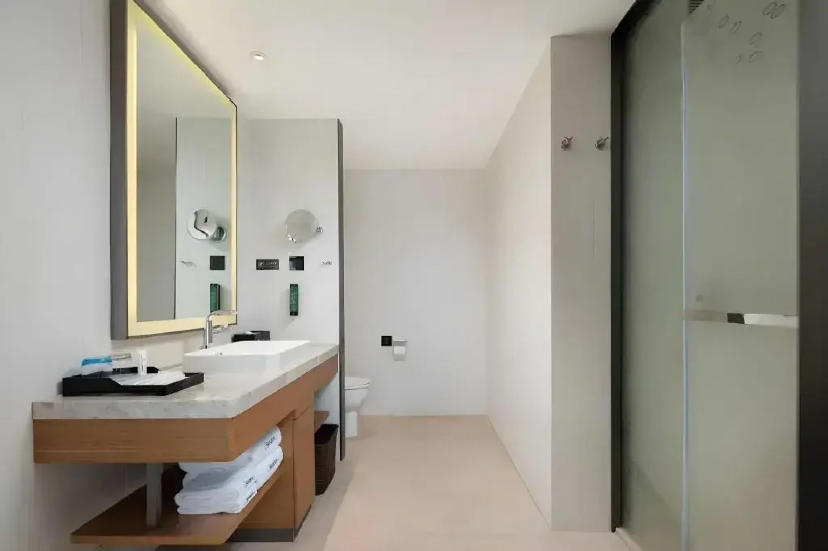 Hampton by Hilton Beihai Station