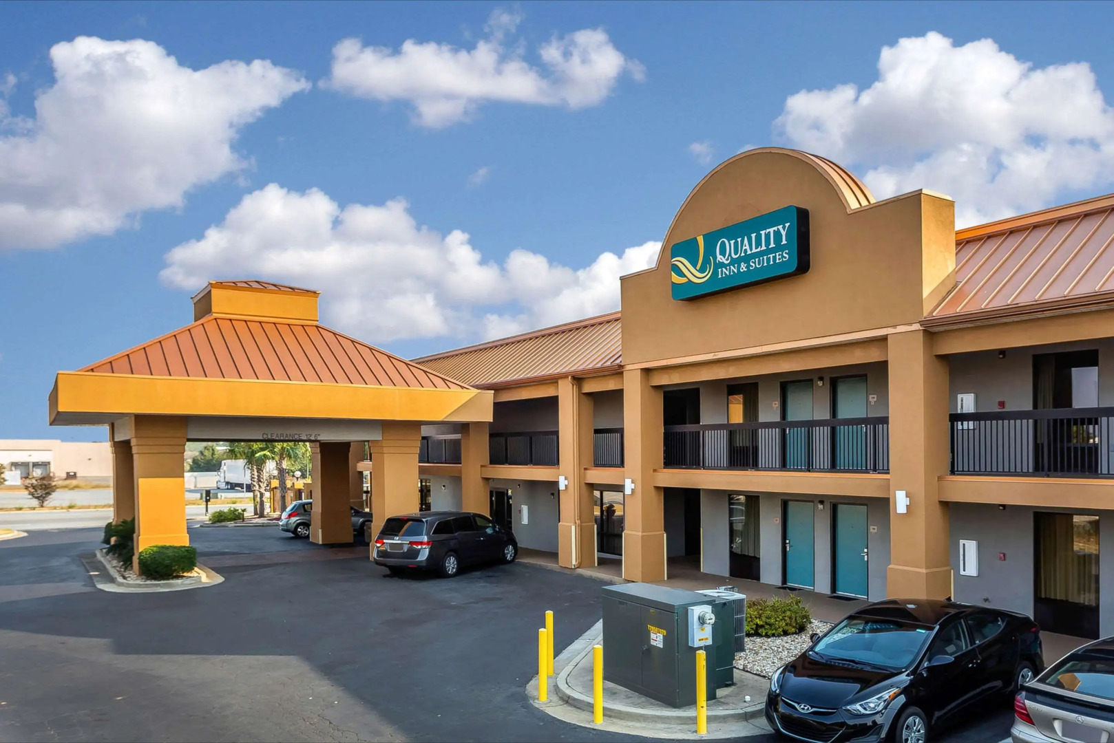 Quality Inn & Suites near Robins Air Force Base
