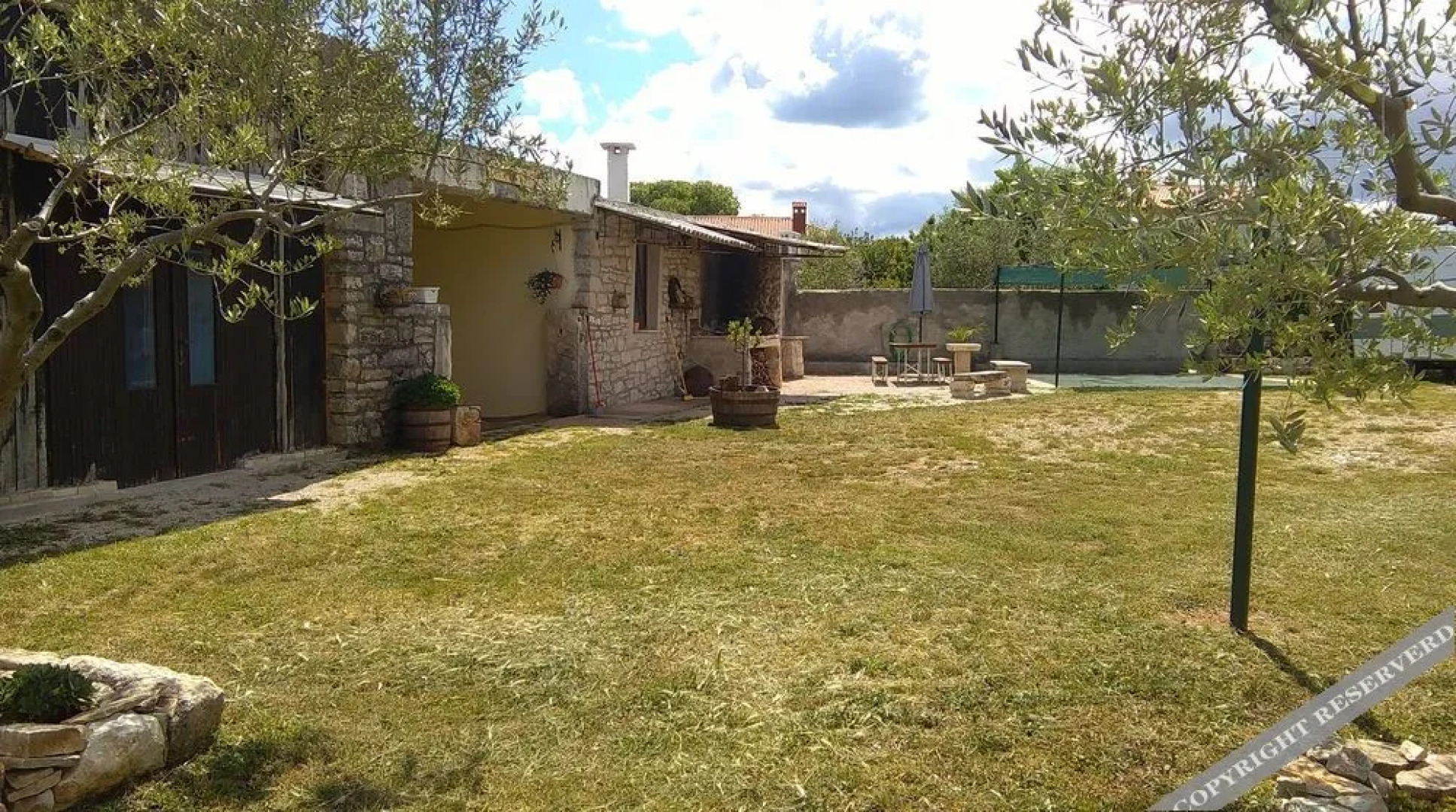 House With 2 Bedrooms in Krnica, With Enclosed Garden and Wifi Near the Beach