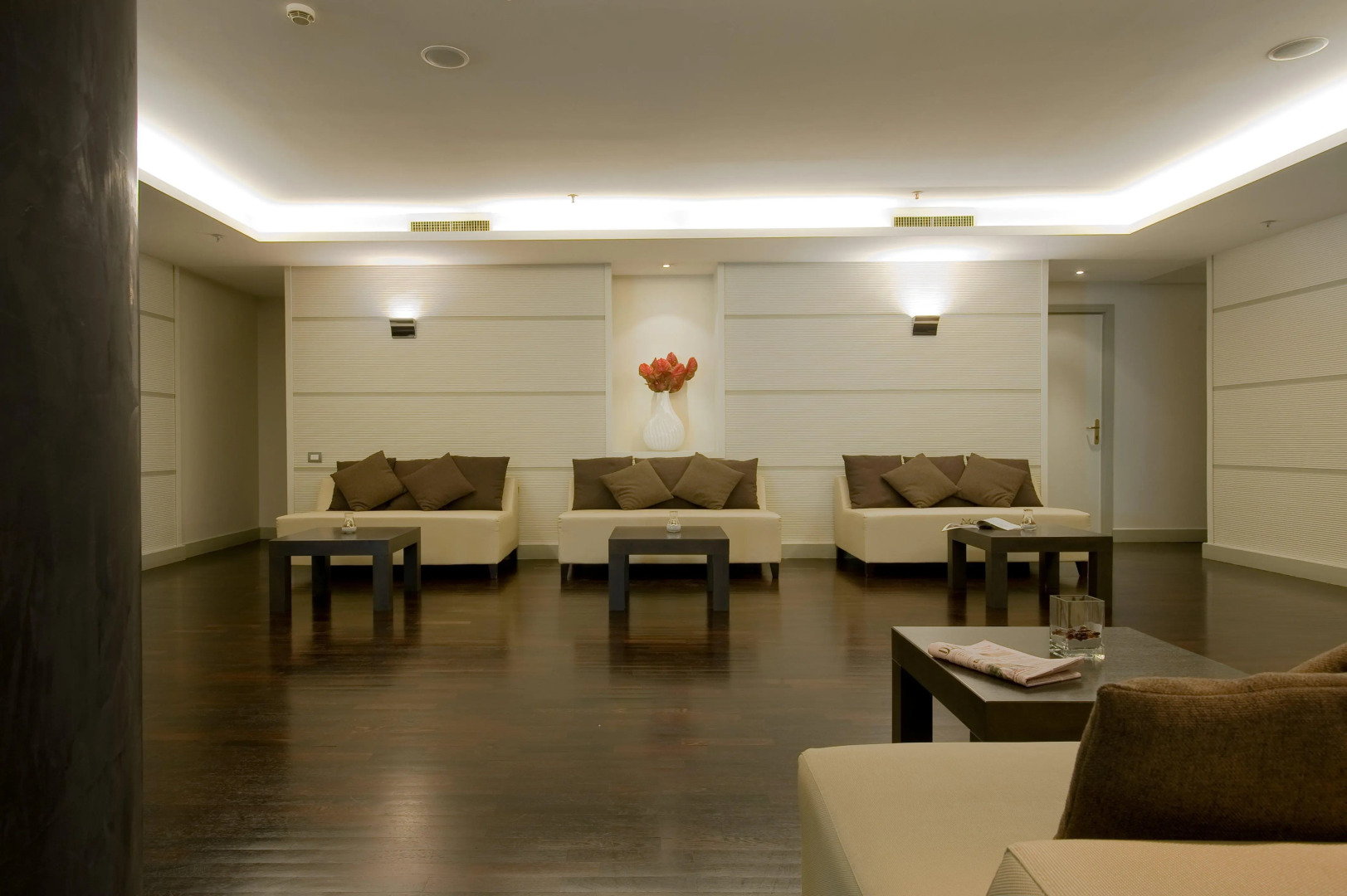 Holiday Inn Naples by IHG